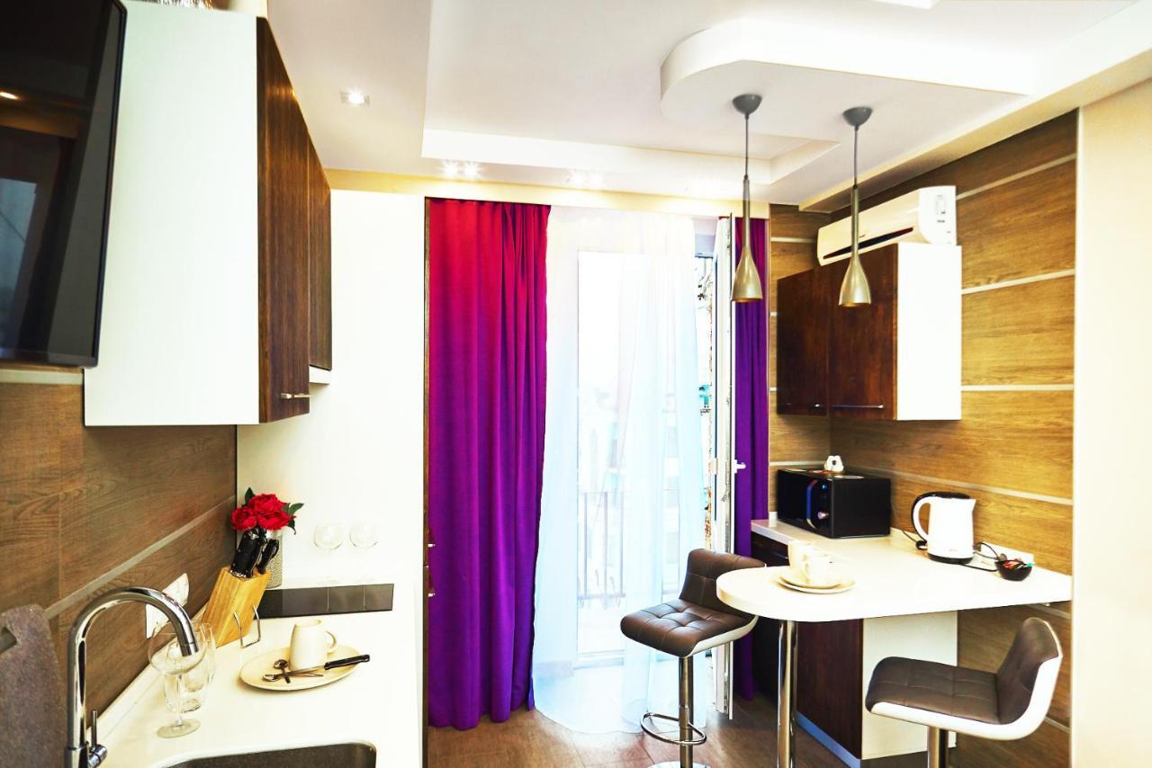 Sauna, Big Jacuzzi , Khreshchatyk Apartments Kijev Kültér fotó