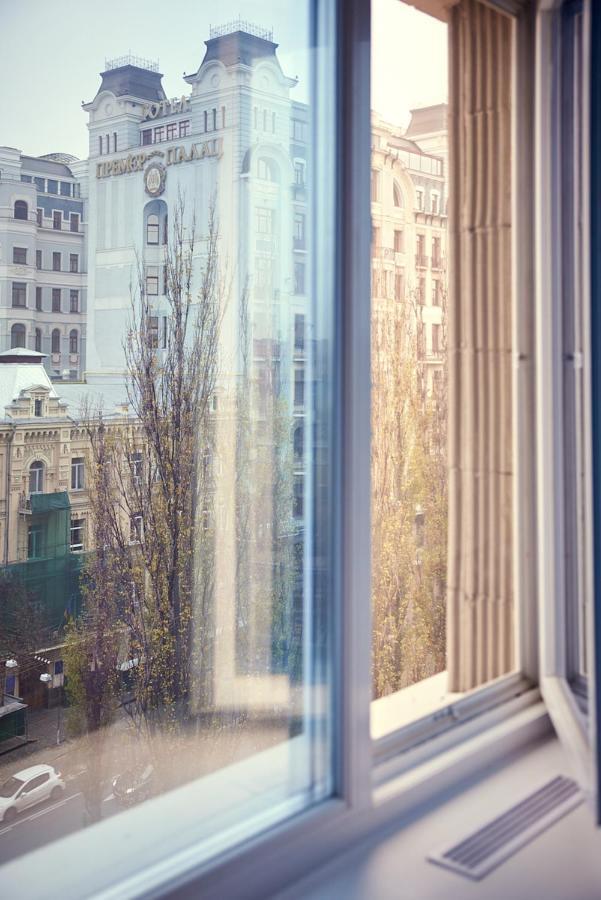 Sauna, Big Jacuzzi , Khreshchatyk Apartments Kijev Kültér fotó