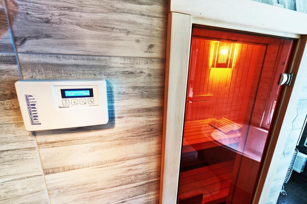 Sauna, Big Jacuzzi , Khreshchatyk Apartments Kijev Kültér fotó
