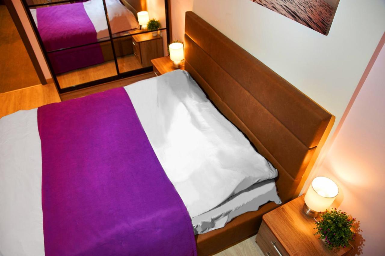 Sauna, Big Jacuzzi , Khreshchatyk Apartments Kijev Kültér fotó