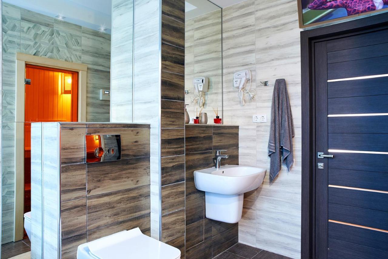 Sauna, Big Jacuzzi , Khreshchatyk Apartments Kijev Kültér fotó