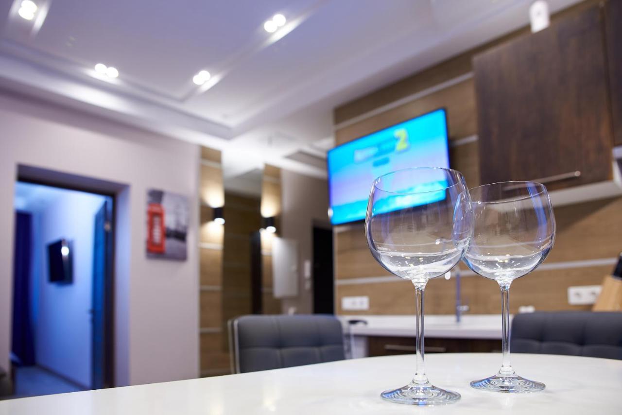 Sauna, Big Jacuzzi , Khreshchatyk Apartments Kijev Kültér fotó