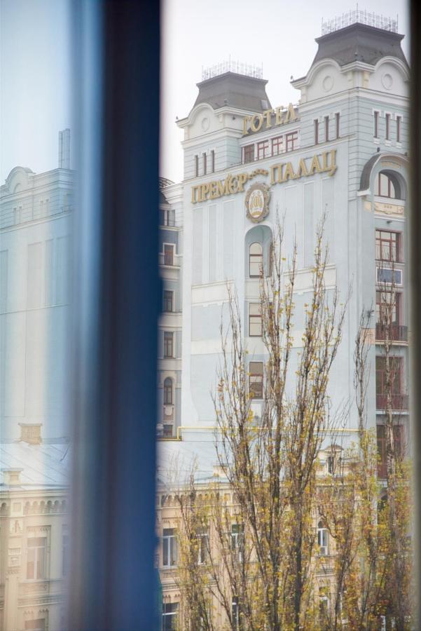 Sauna, Big Jacuzzi , Khreshchatyk Apartments Kijev Kültér fotó