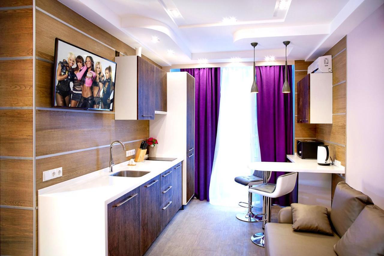 Sauna, Big Jacuzzi , Khreshchatyk Apartments Kijev Kültér fotó